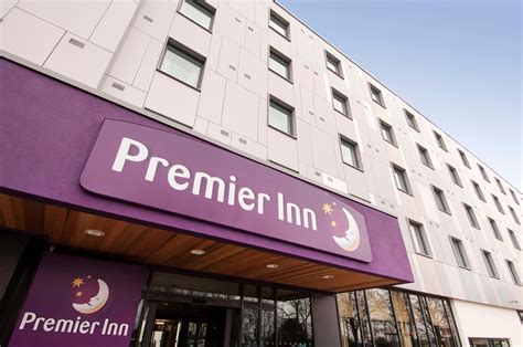 Premier inn premier inn - Singapore, 20 March, 2024 – Colliers Hotels & Leisure proudly presents an exclusive opportunity to acquire the freehold Holiday Inn Express Kuala Lumpur City …